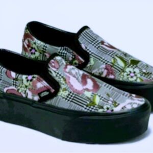 Vans Classic Slip on Floral pattern on stack form- brand new
